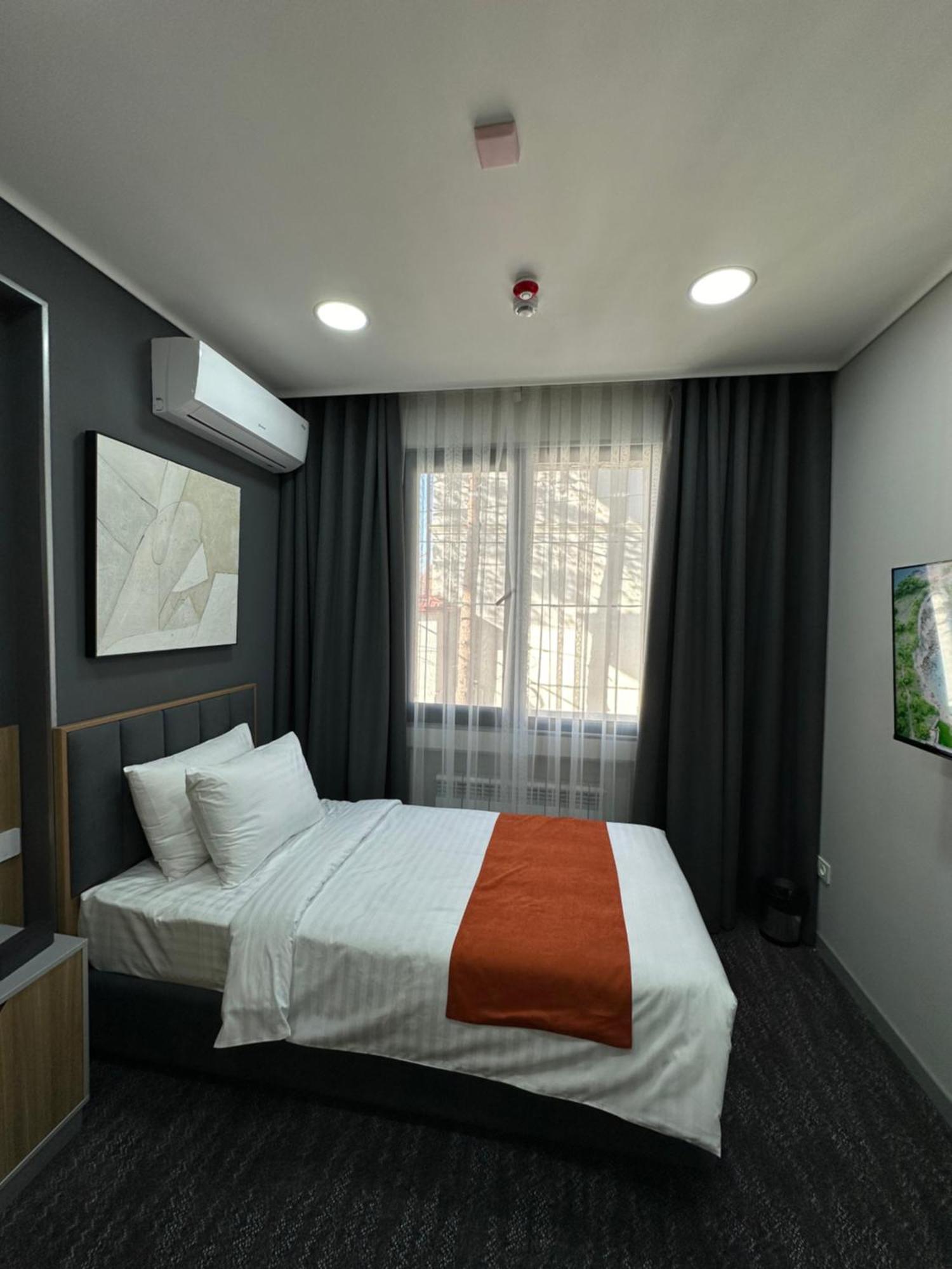 Nuovo Boutique Hotel タシュケント エクステリア 写真