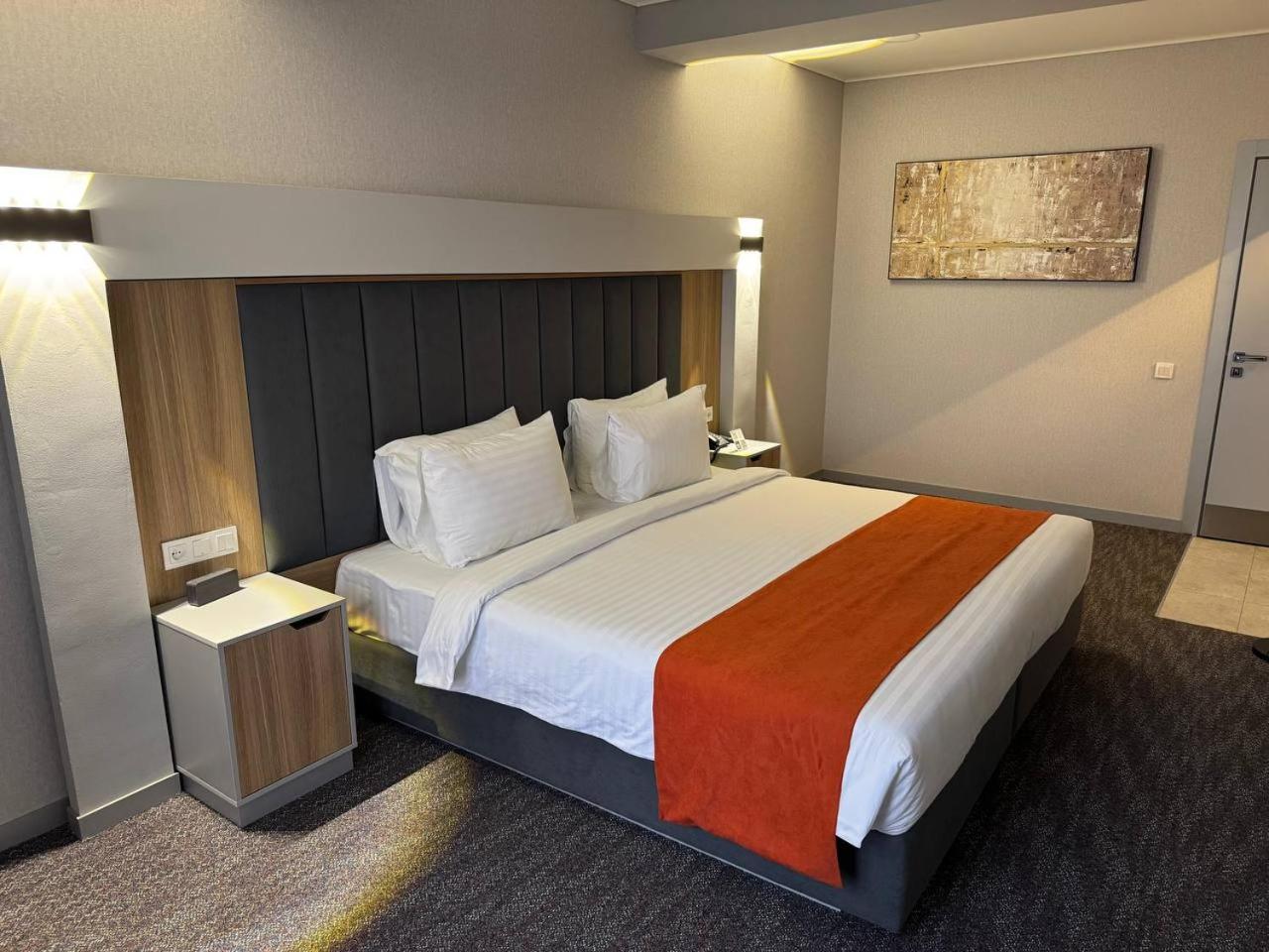 Nuovo Boutique Hotel タシュケント エクステリア 写真